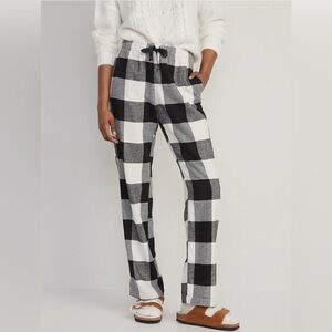 Old Navy MIXED Pajama Set - Black and Cream Buffalo Print